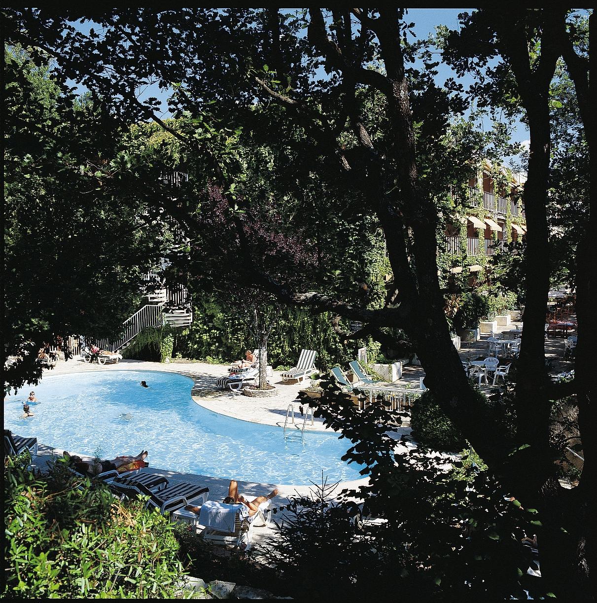 Villa Borghese, The Originals Relais Gréoux-les-Bains Εξωτερικό φωτογραφία